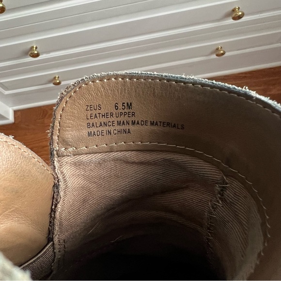 Me Too Brown Suede Leather Booties Sz 6.5 - Picture 8 of 9